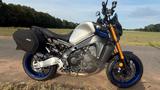 Yamaha MT09 SP, Heizgriffe, Gepäcktaschen,Sturzpads,TOP