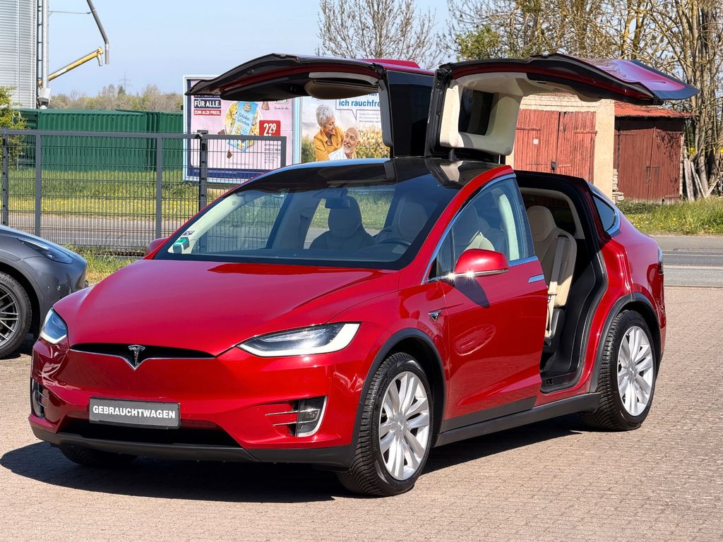 Image of Tesla Model X