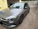 Mercedes-Benz A 35 AMG Mercedes-AMG A 35 4MATIC/ Night/Matt-Gr - Mercedes-Benz A 35 AMG von privat