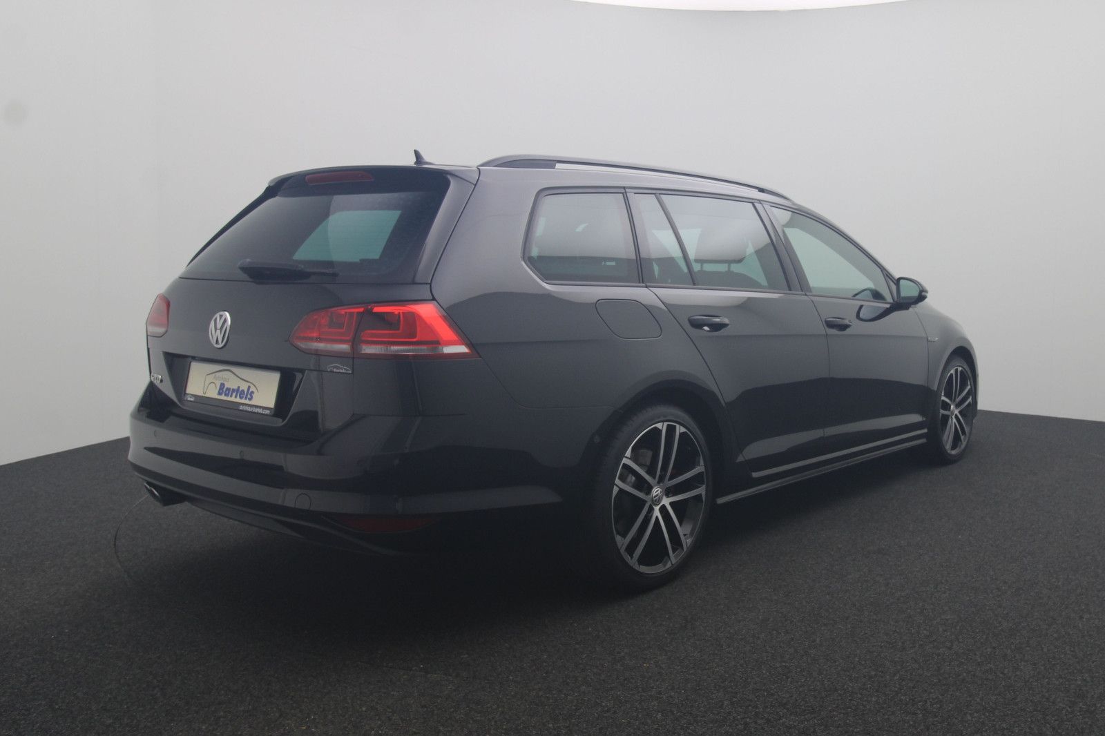 Fahrzeugabbildung Volkswagen Golf VII Variant 2.0 GTD  ACC Kamer Sport Xenon