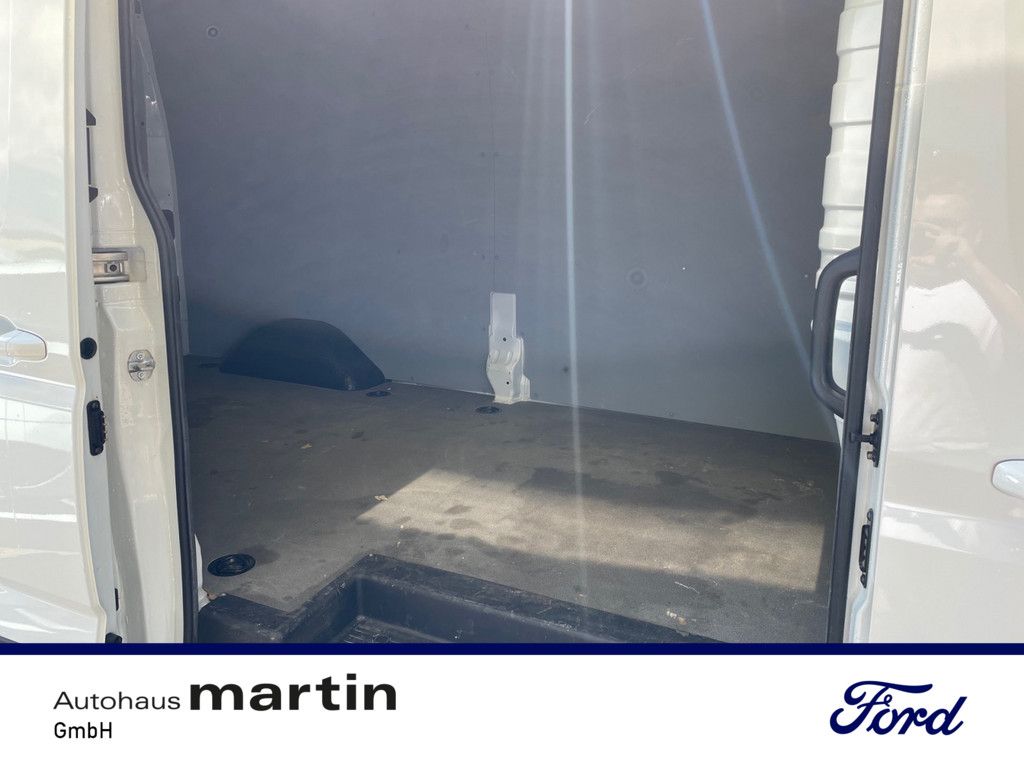Fahrzeugabbildung Maxus DELIVER 9 2,0 Transporter RWD Luxury PDC KAMERA