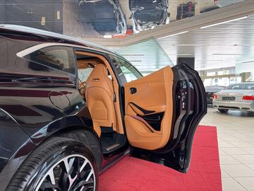 صورة مصغرة 35 لـ 2023 Aston Martin DBX
