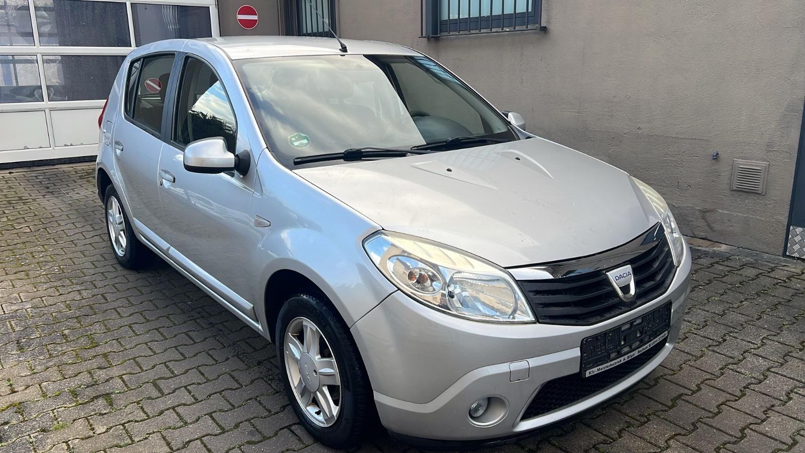 Dacia Sandero 1.6 MPI Lauréate