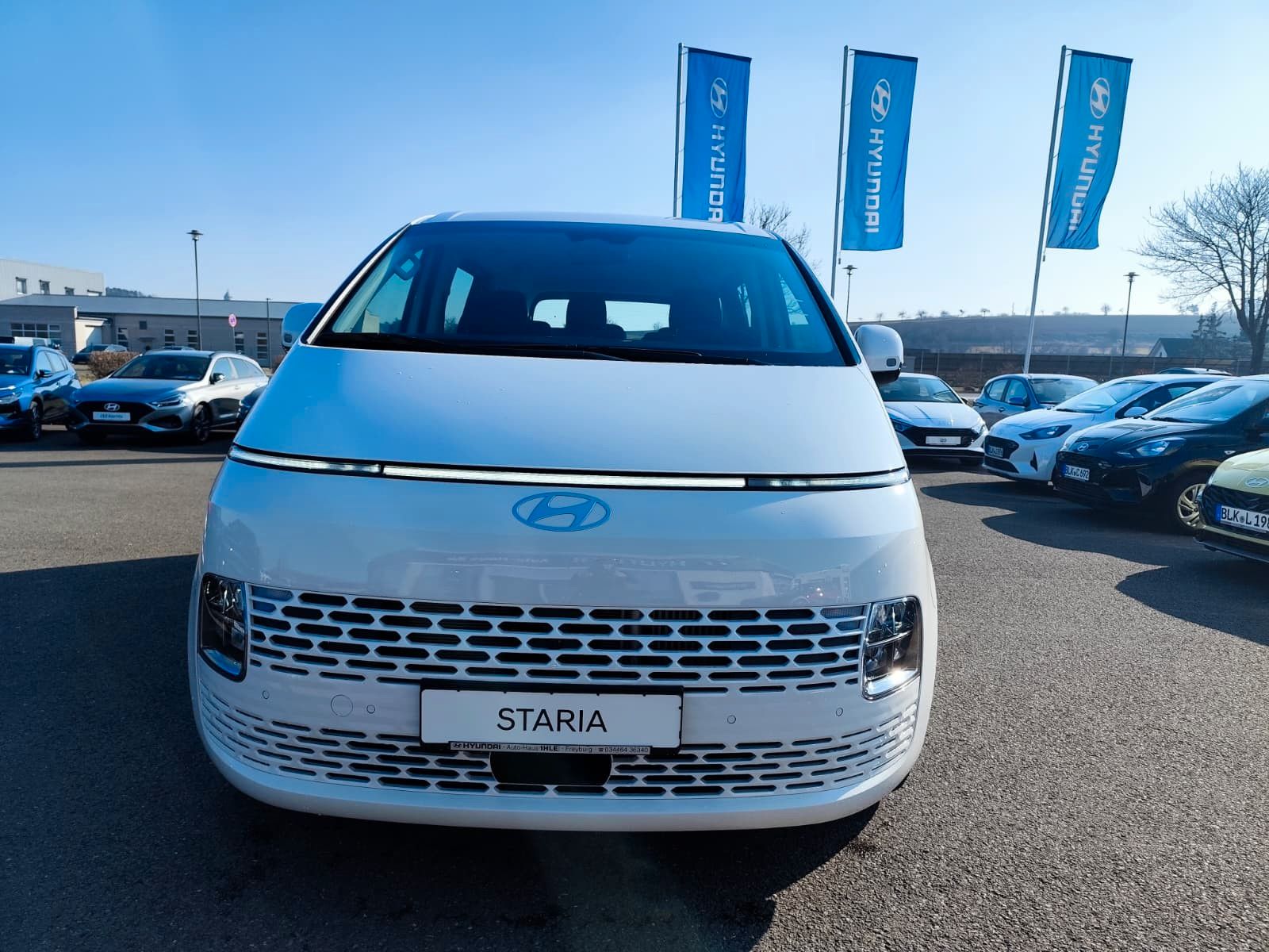 Hyundai STARIA HEV 1.6 T-GDI A/T 2WD Shuttle-/Parkpak. imagem 3