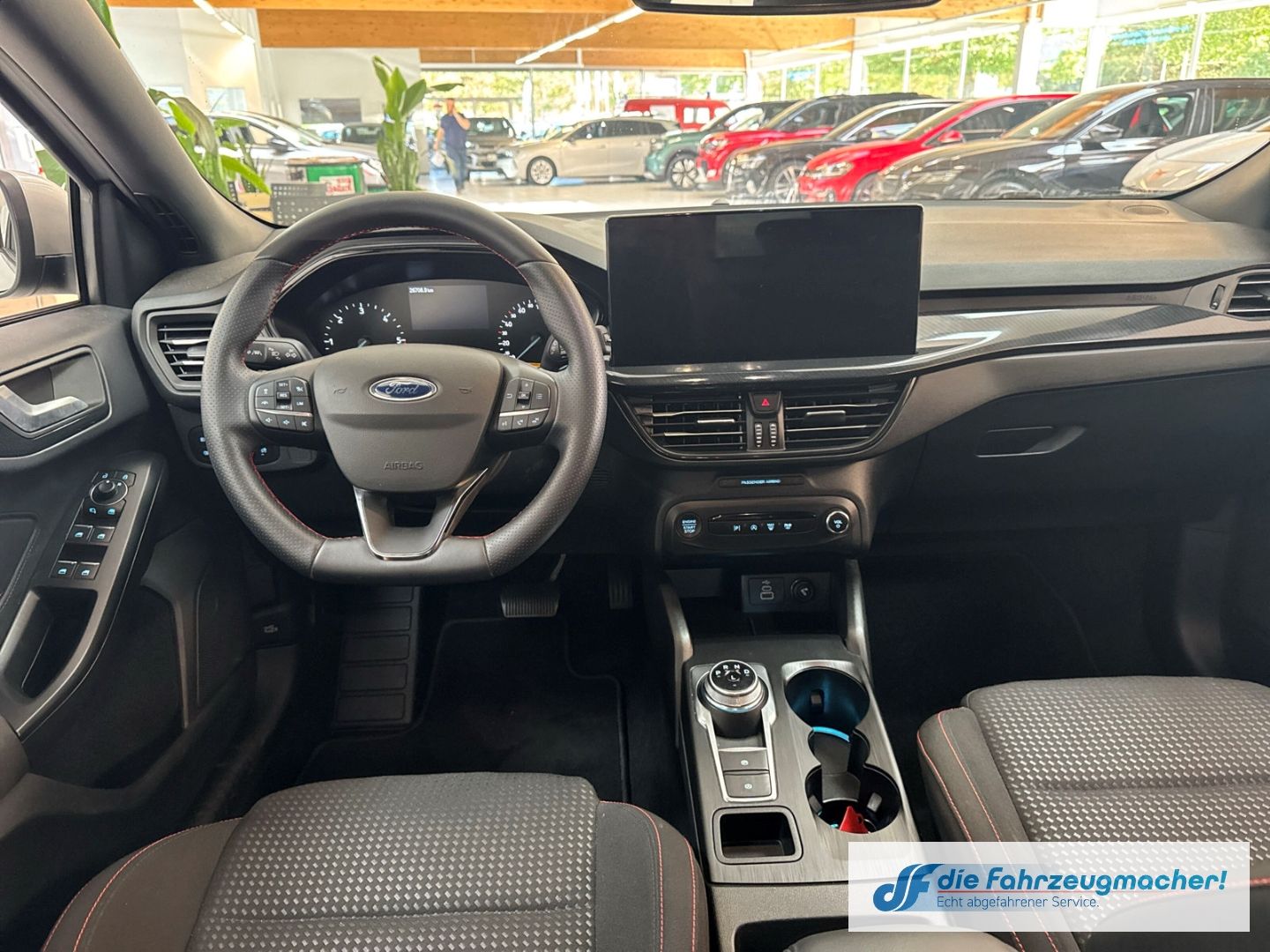 Fahrzeugabbildung Ford Focus ST-Line Navi LED ACC Apple CarPlay Android