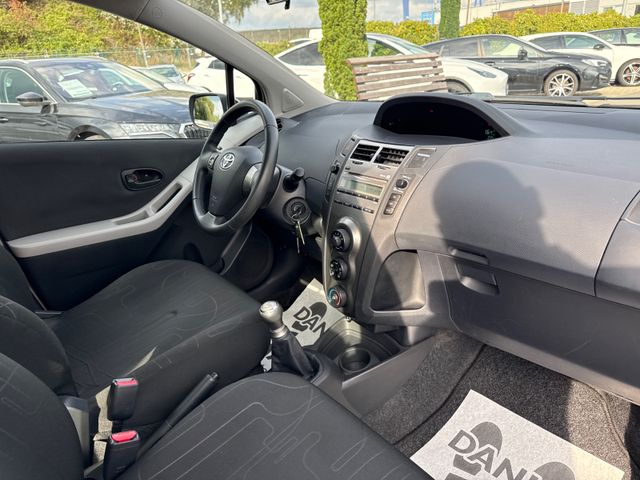 Toyota Yaris Cool
