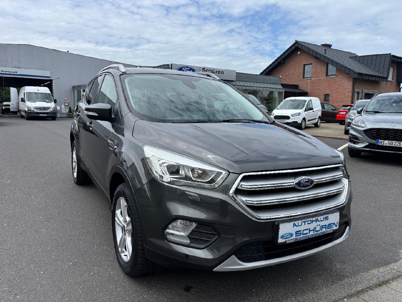 Ford Kuga Cool & Connect