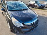 Opel Corsa 1.4 Color Stripes - Opel Corsa Stripes mit Benzin-Antrieb