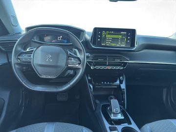 Peugeot 2008 1.2 PureTech 130 Allure AHK+Kam.+KeyLess