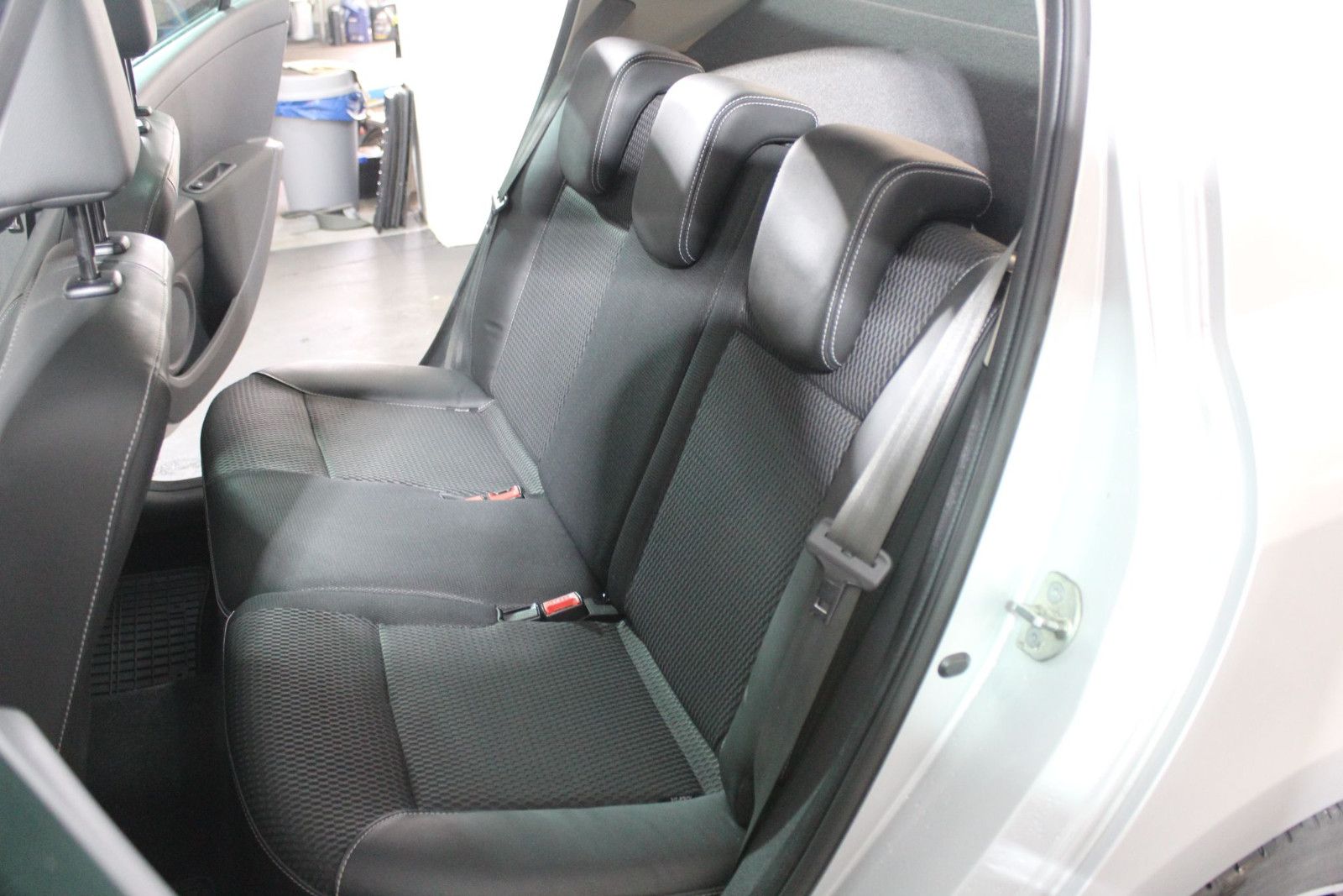 RENAULT Clio III Luxe Navi Tempomat Alufelgen Shz Teille