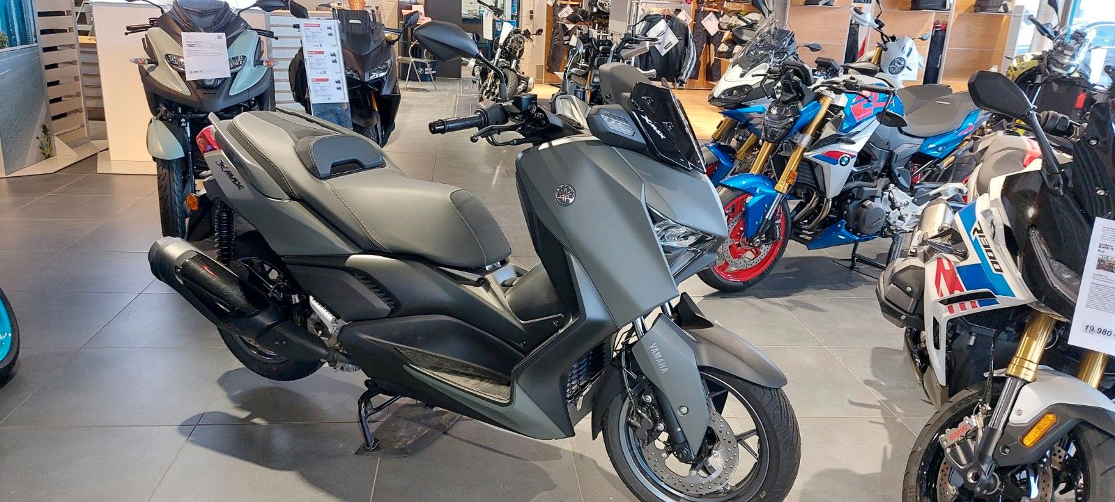 Fahrzeugabbildung Yamaha X-Max 300   2025  Neu  5 J. Garantie