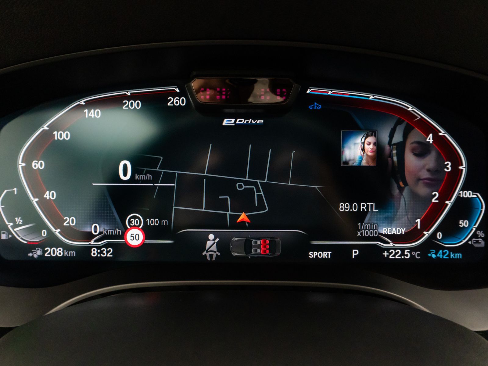 Fahrzeugabbildung BMW 530e xD Luxury Line Kamera DAB Laser HUD Belüft