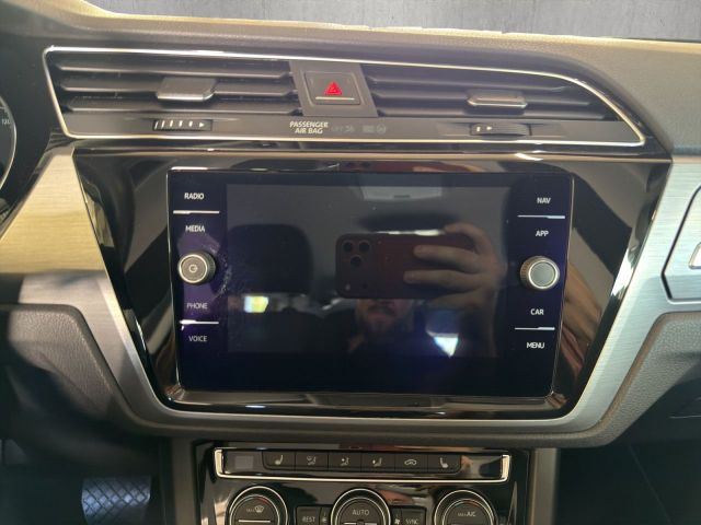 Touran 1.5 TSI Comfortline/DSG/NAVI/Front Klima