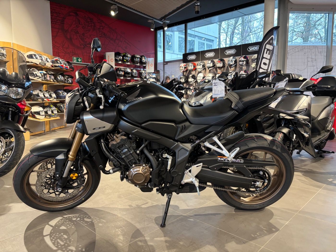 Fahrzeugabbildung Honda CB 650 R E-Clutch 6 Jahre Garantie