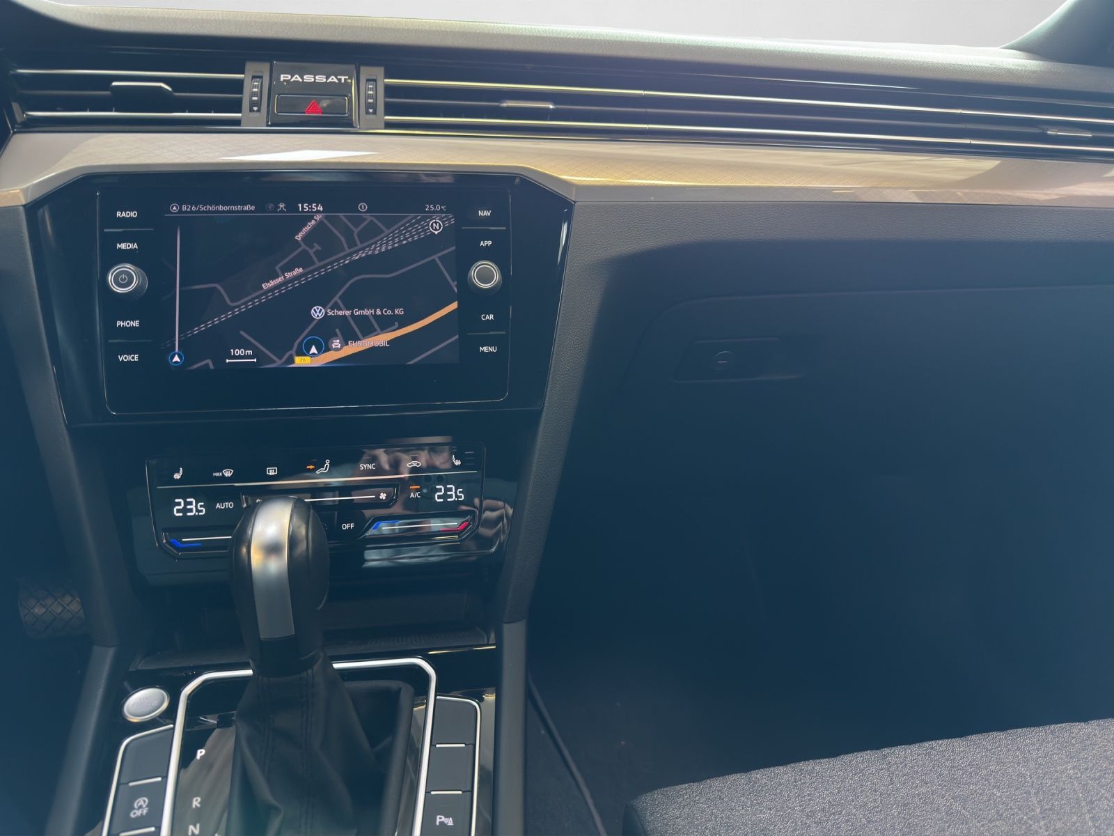 Volkswagen Passat Variant - Bild 12