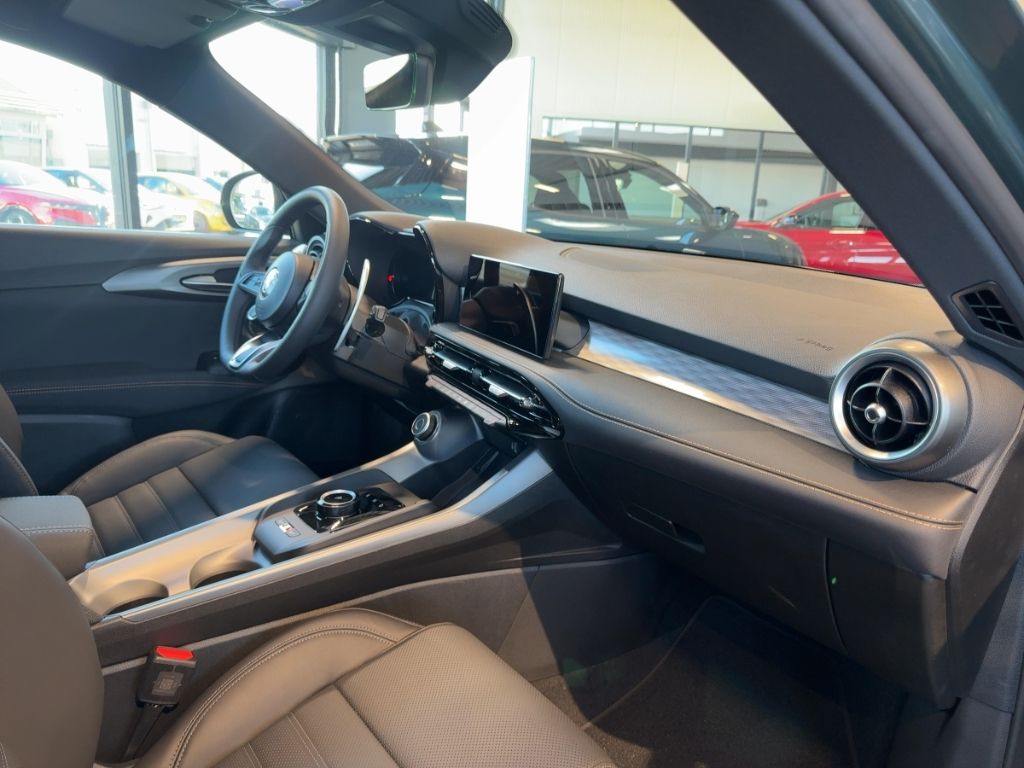 Fahrzeugabbildung Alfa Romeo Tonale Veloce, 360 Kamera, elektr. Heckkl. SHZ