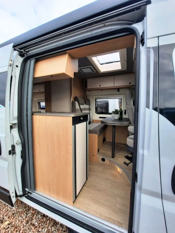 Fahrzeug Übersicht 20 Fahrzeugabbildung Hobby ONTOUR Van 600 FT Tageszulassung 11.045€ sparen
