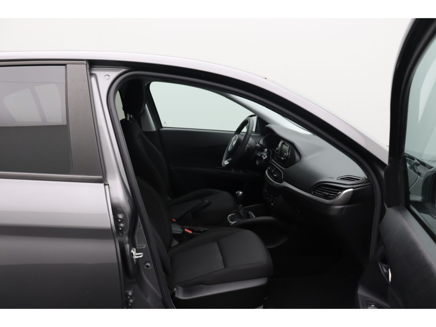 Fahrzeugabbildung Fiat Tipo 1.4 Easy Sitzheizung Navi Klimaanlage