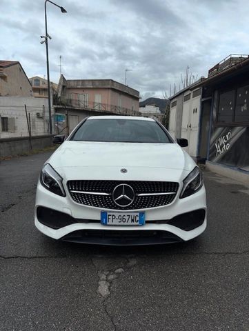 MERCEDES-BENZ Mercedes-benz A 180 d Premium