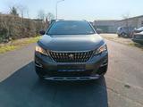 Peugeot 5008 Allure - Peugeot 5008 Allure mit Diesel-Antrieb