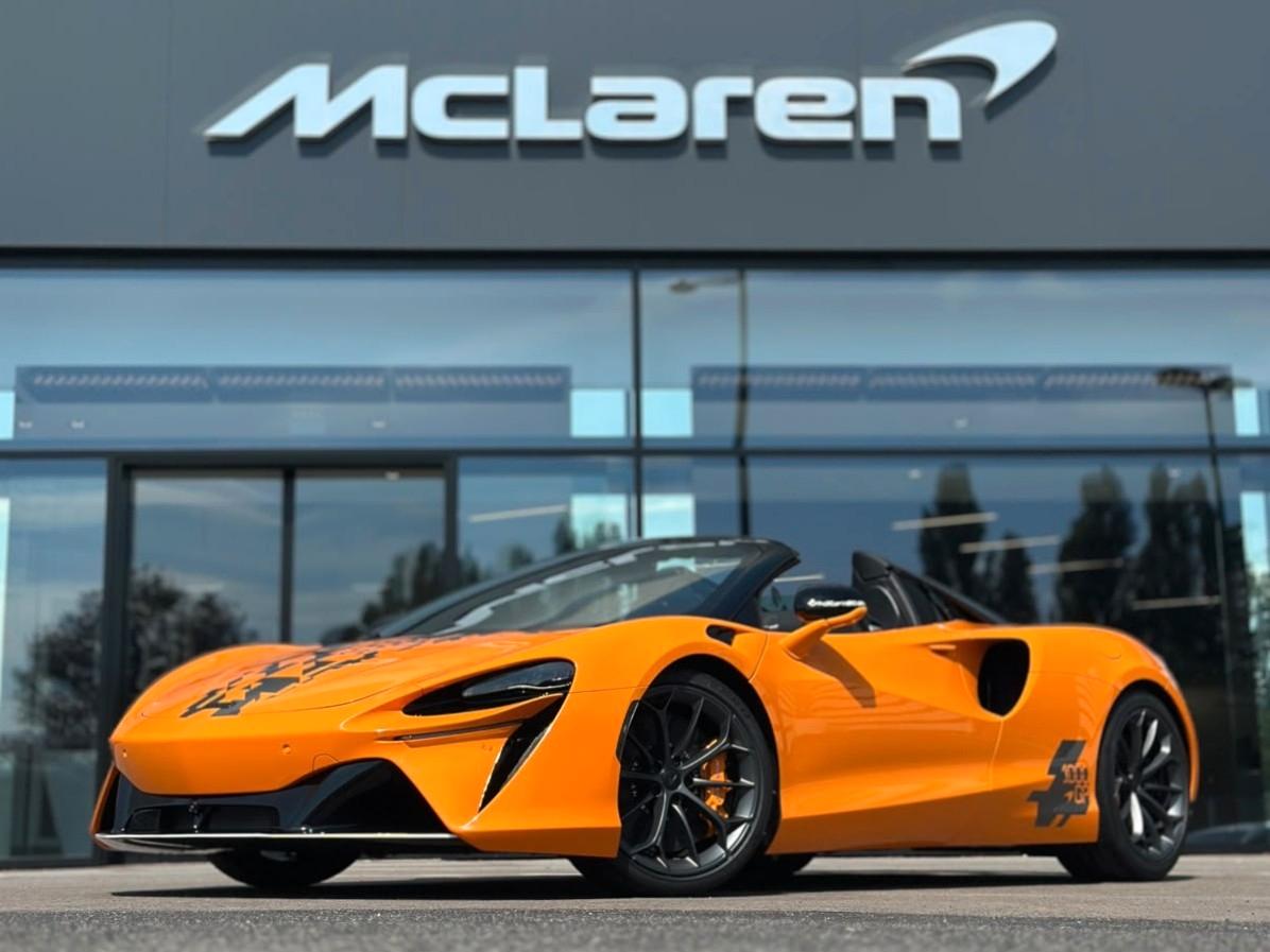 McLaren Artura Spider / 1000GP / 1 of 3 / MSO McL Orange