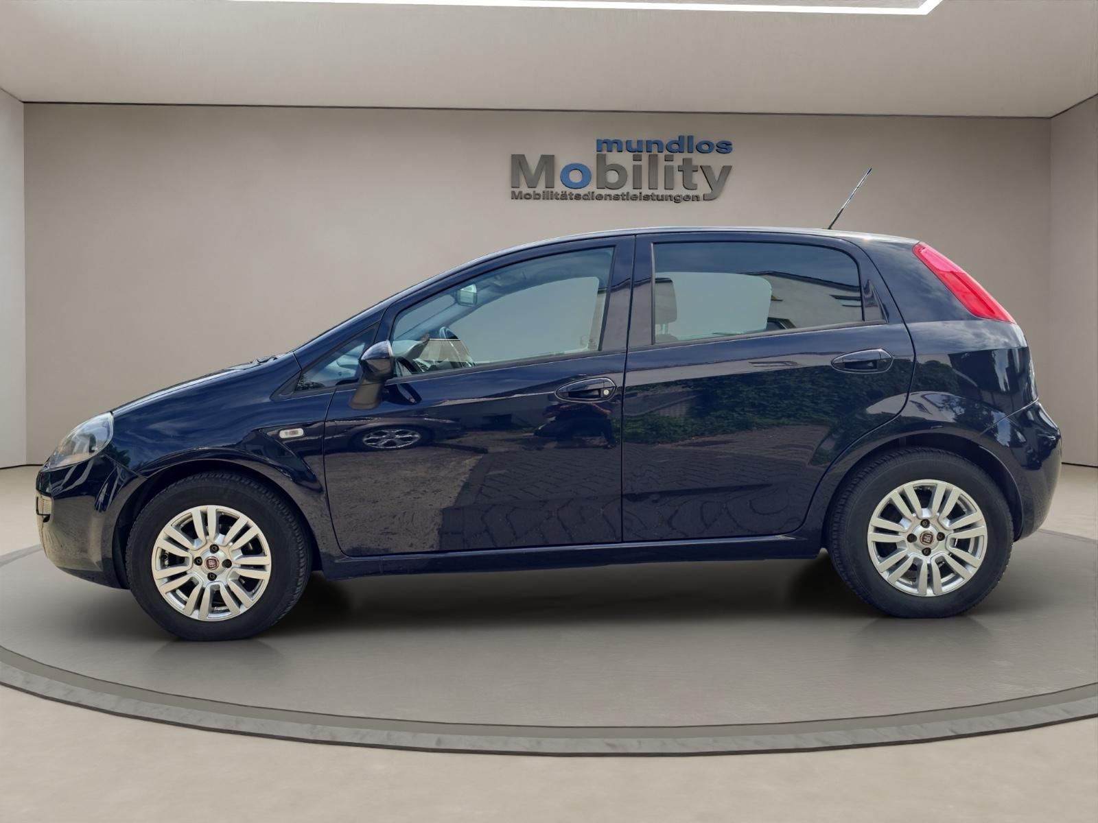 Fiat Punto Lounge SHZ PDC Navi GJR & TÜV NEU AHK