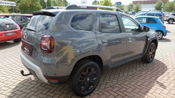 Dacia Duster Extreme TCe 130 PS mit AHZV Kamera, Navi,