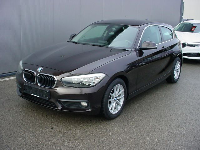 BMW 118i*Automatik*Alu*PDC*Sitzh*Navi*Multi*Tempo