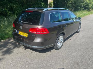 Volkswagen Passat Variant - 2