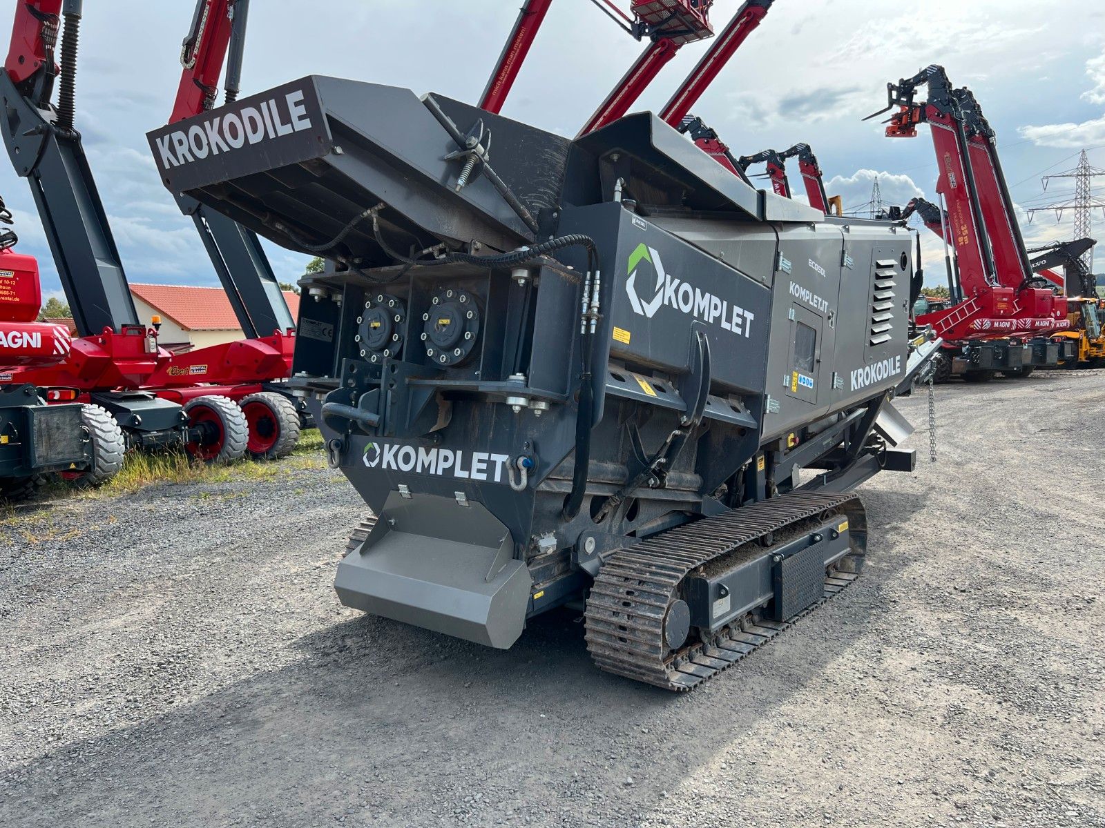 Fahrzeugabbildung Andere Komplet Krokodile / nur 76h! / 2022 / Schredder