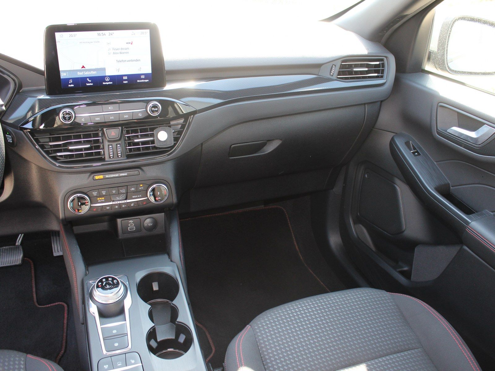 Fahrzeugabbildung Ford Kuga Plug-In Hybrid ST-Line 2,5 Duratec