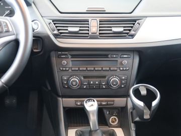 BMW X1 sDrive 20d XENON KLIMAAUTOMATIK PDC AHK