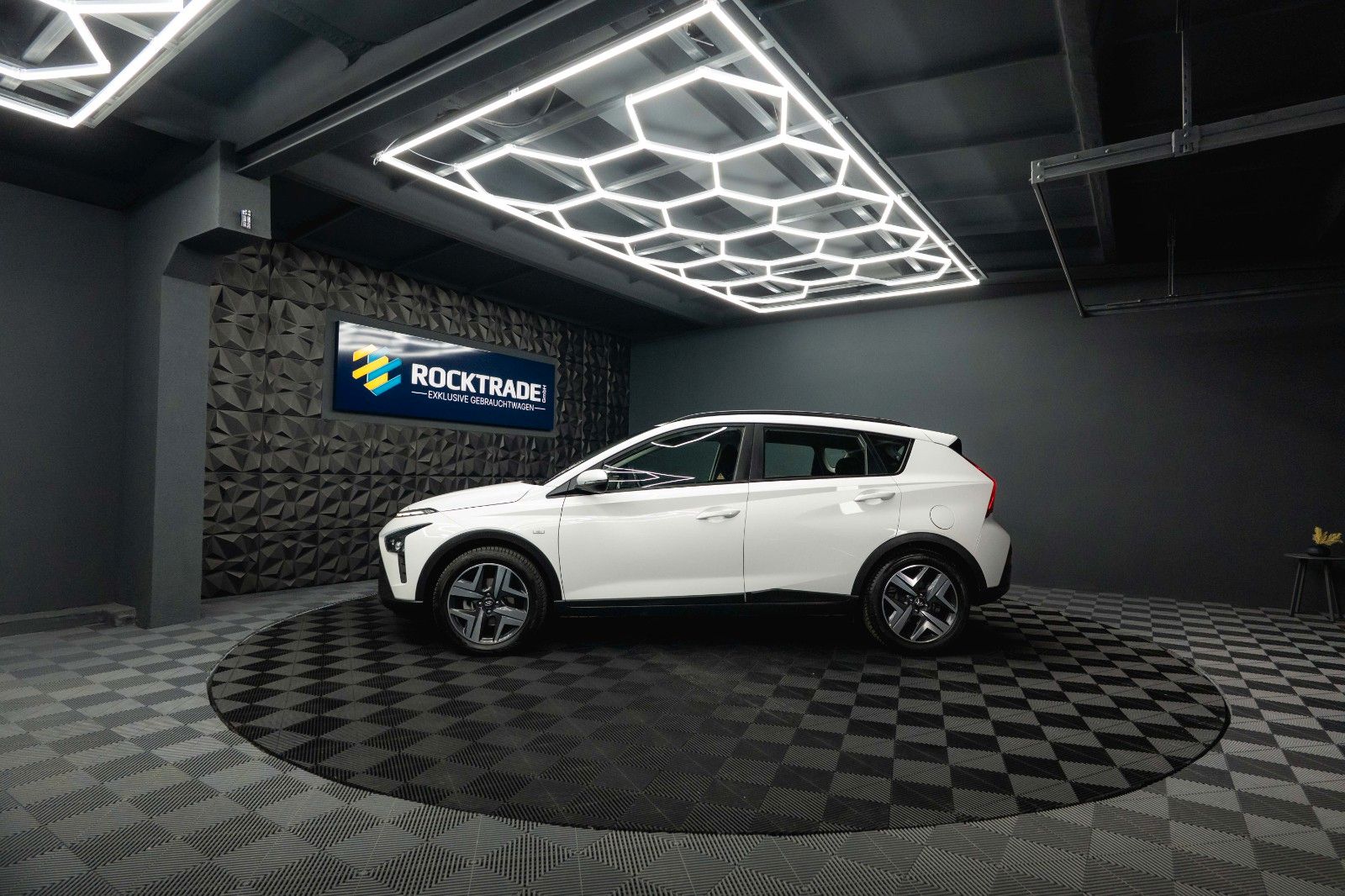 Fahrzeugabbildung Hyundai BAYON Intro Edition MildHybrid DCT 2WD Pluspaket