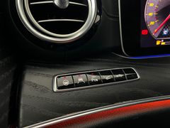 MERCEDES-BENZ E 53 AMG 4Matic+ /  TOP AUSTATT. / 457 PS / 4x4