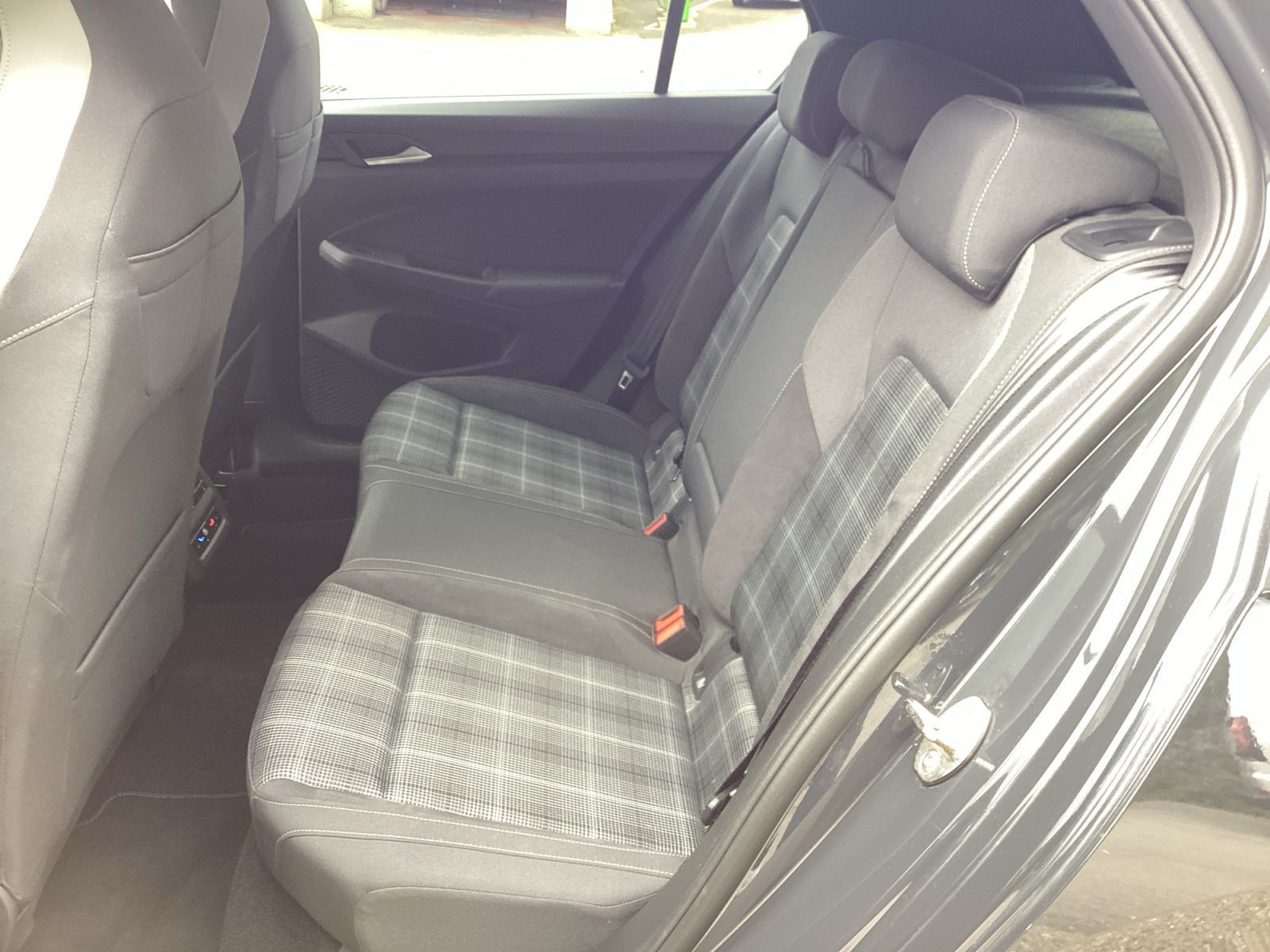 Volkswagen Golf - Bild 11