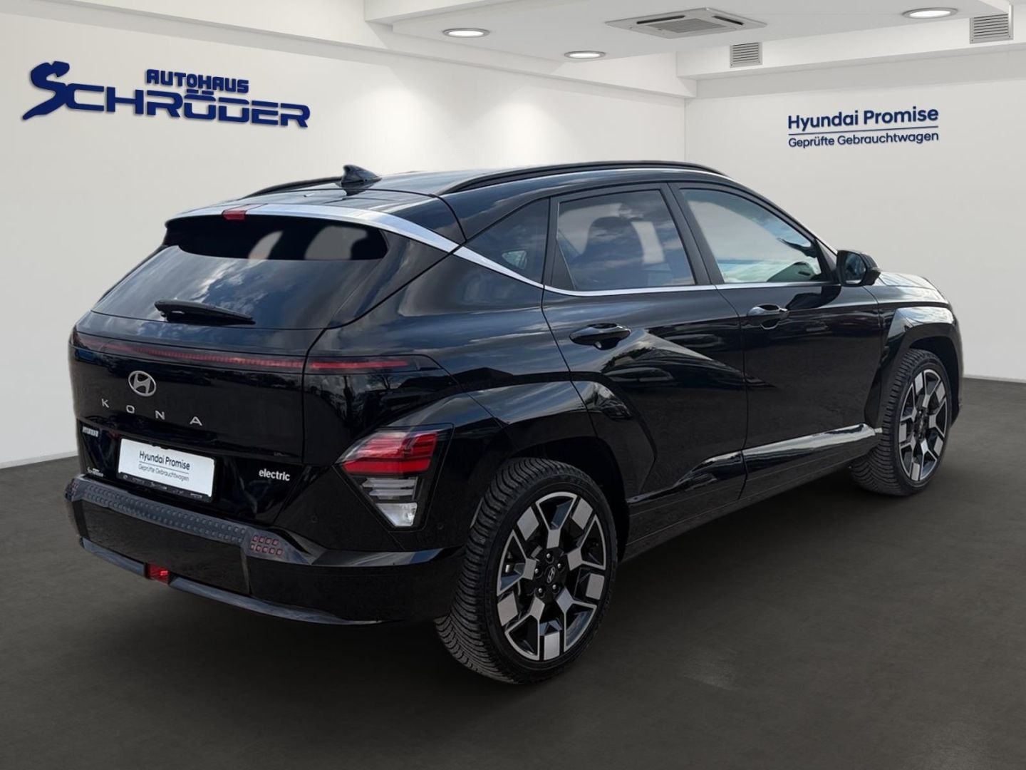 Fahrzeugabbildung Hyundai KONA Elektro PRIME 65,4kWh SITZ-P+ALLWETTER+360°