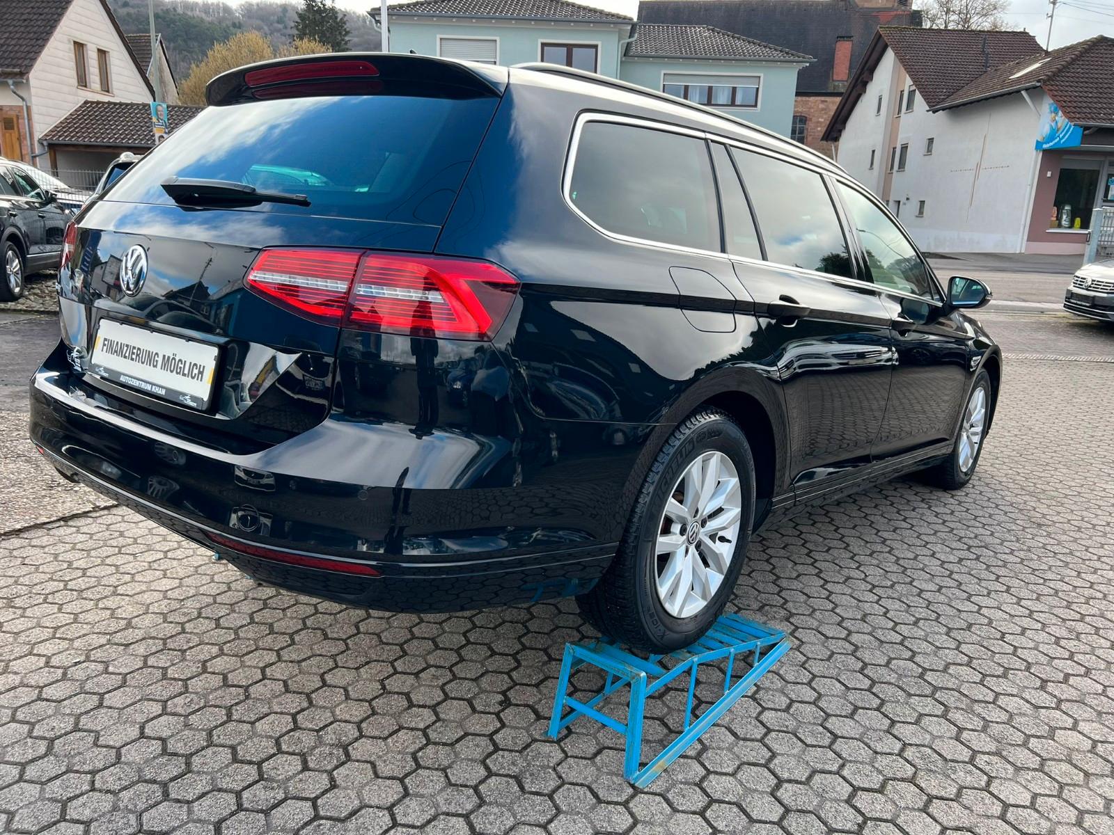 Volkswagen Passat Comfortline LED/KAMERA/NAVI/SHZ/ACC