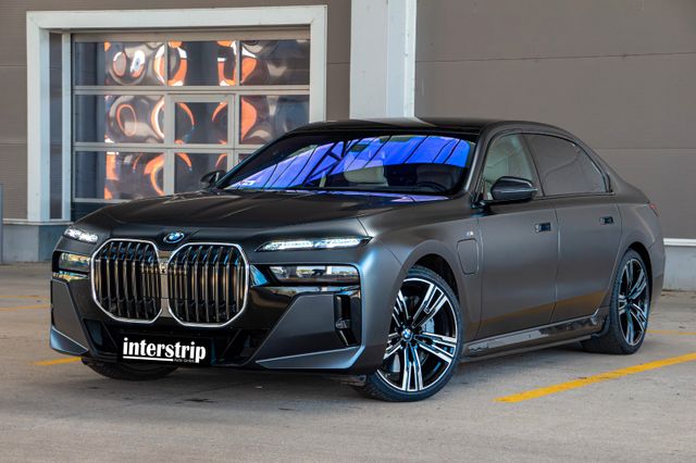 BMW 750e M SPORT.INDIVIDUAL.SKY.MASSAGE