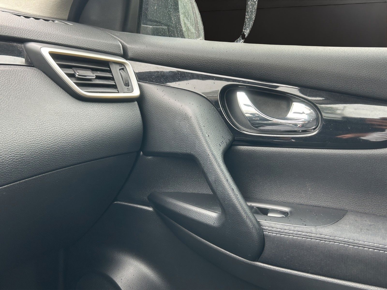 Fahrzeugabbildung Nissan Qashqai Acenta 1.5Dci/Automatik/Klima/Navi/