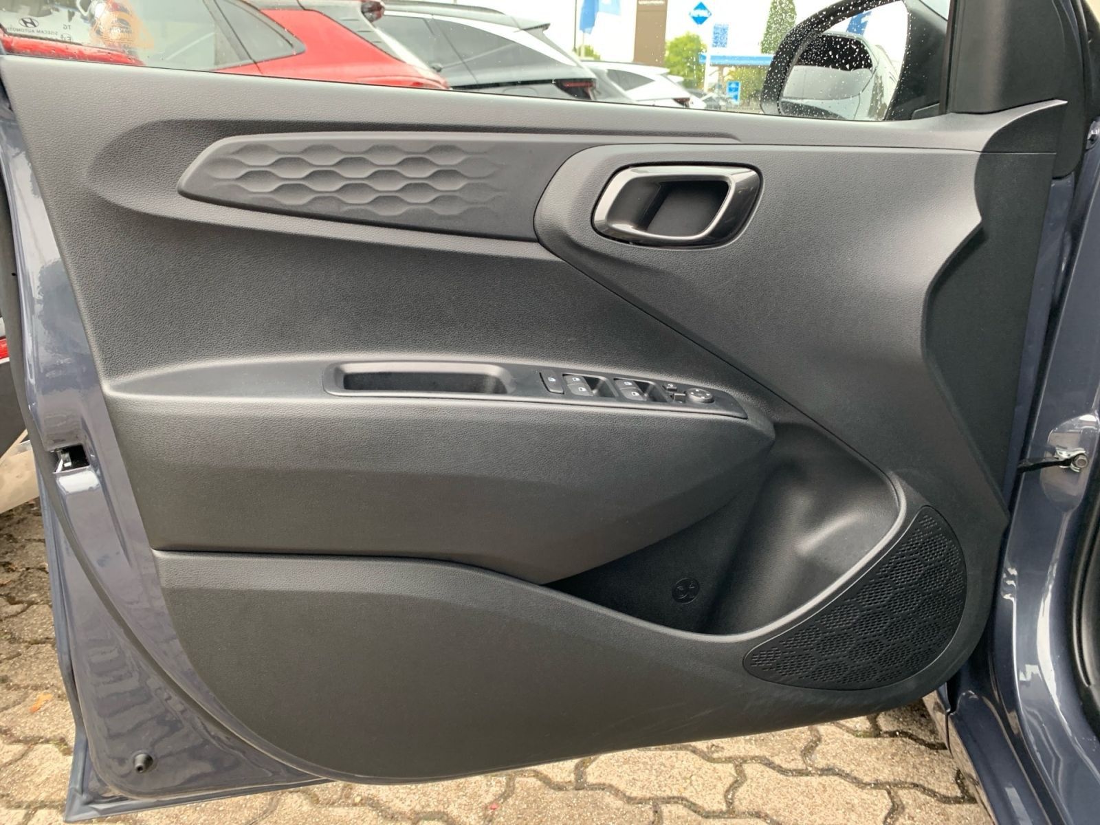 Fahrzeugabbildung Hyundai i10 1.2 Prime Automatik Navi Allwetter