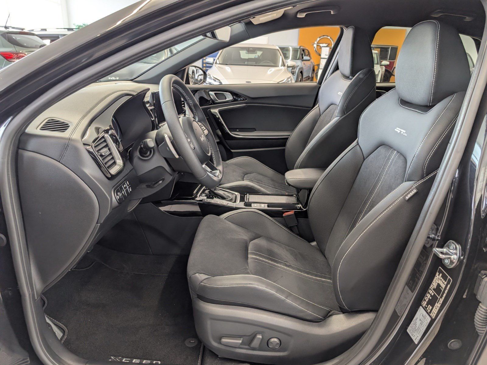 KIA XCeed  1.6 T-GDI 180 DCT7 GT-Line Leder – Bild 8