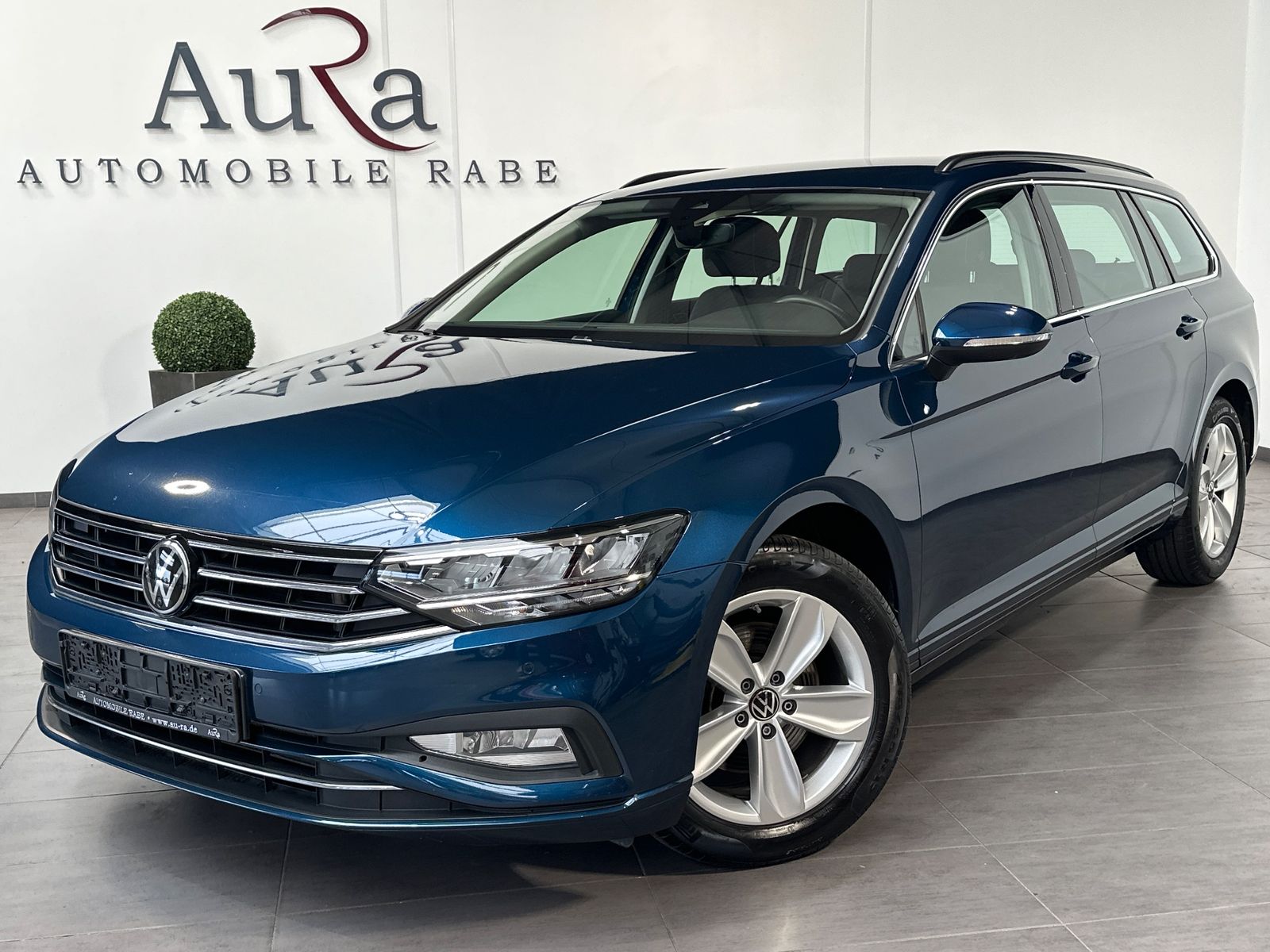 Fahrzeugabbildung Volkswagen Passat Variant 2.0 TDI DSG Business NAV+LED+ACC