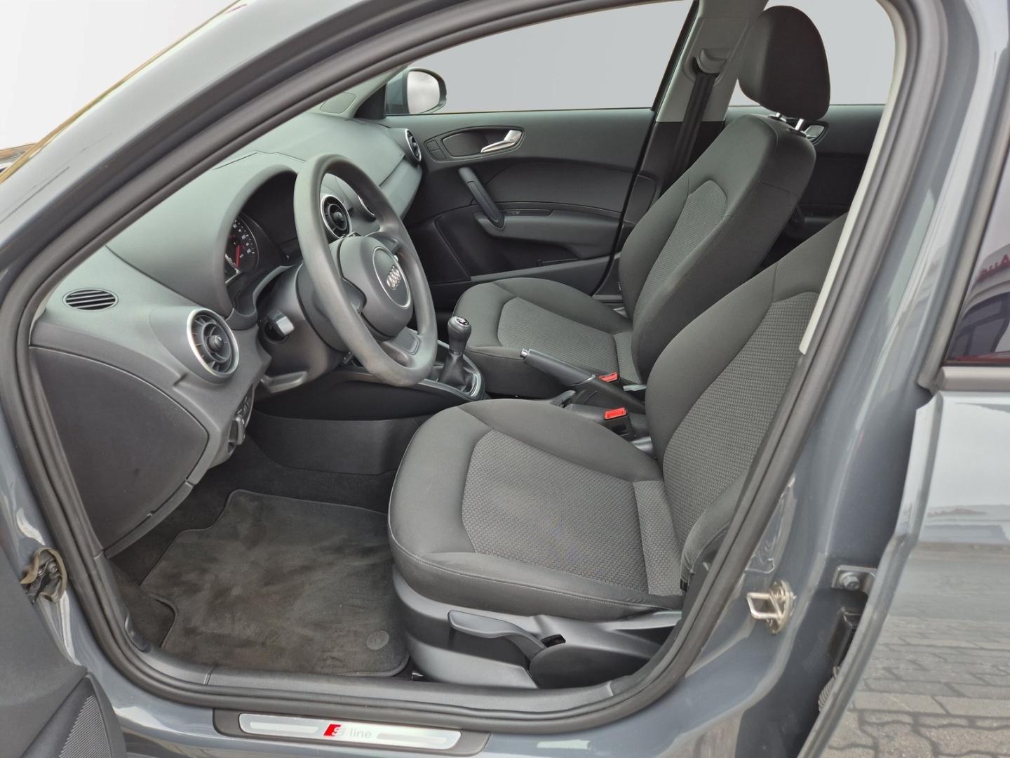 Audi A1 Sportback TFSI ultra S line Bi-Xenon PDC SHZ 