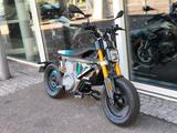 BMW CE 02 AM Highline Paket für Führerschein 45kmh - BMW CE02 AM