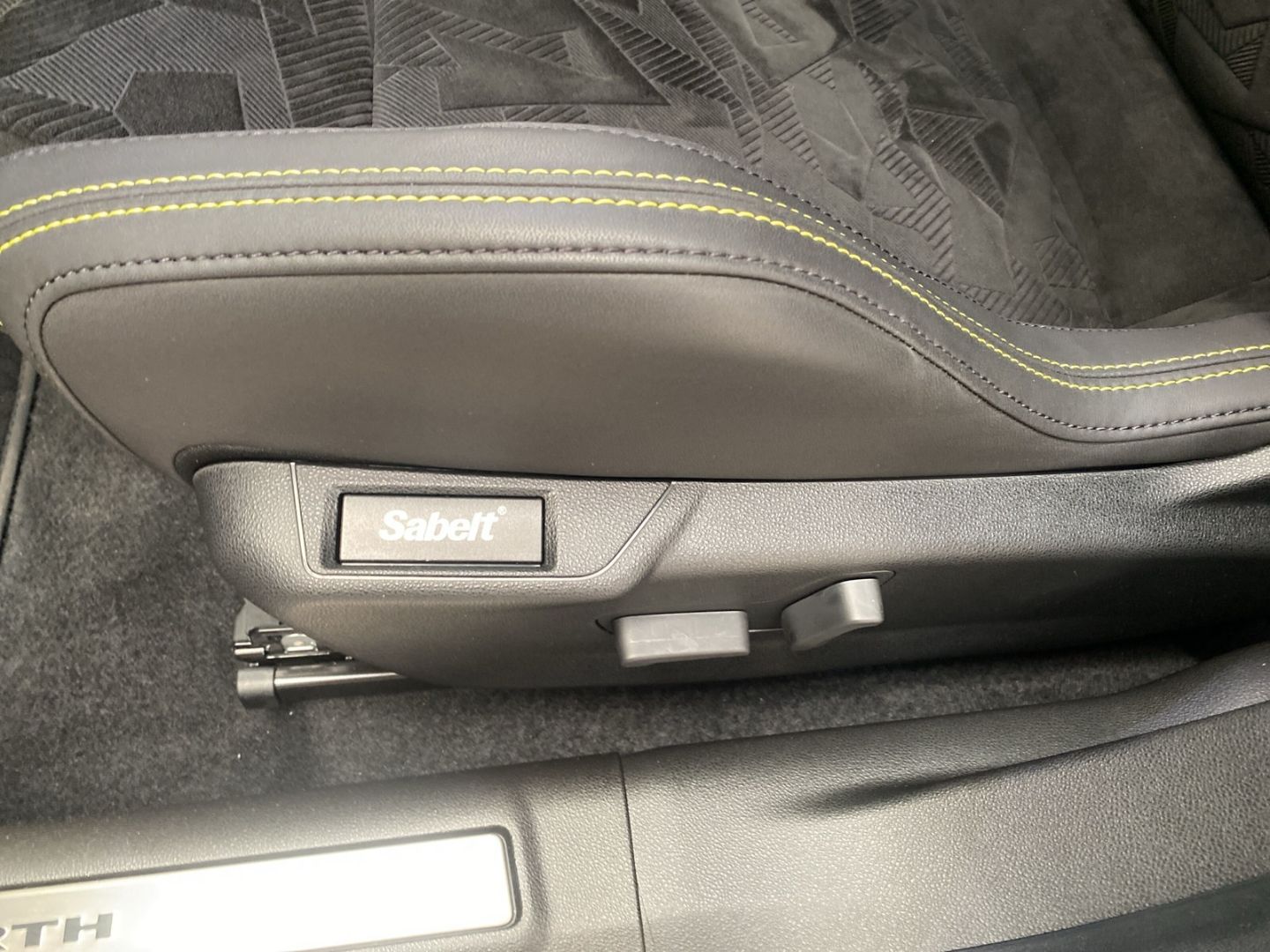 Abarth 600e - Bild 24