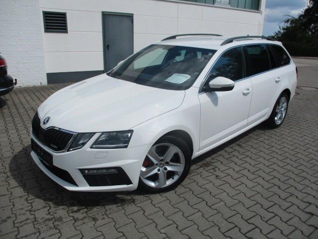 Skoda Octavia Combi RS DSG LED PDC SHZ
