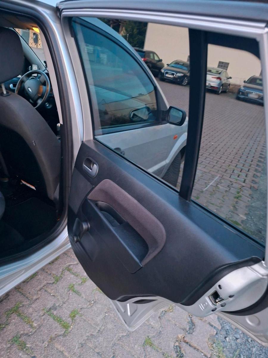 Ford Fusion 2007 — photo 6