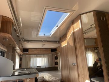 HYMER  ERIBA  HYMERCAR ERIBA Feeling 442