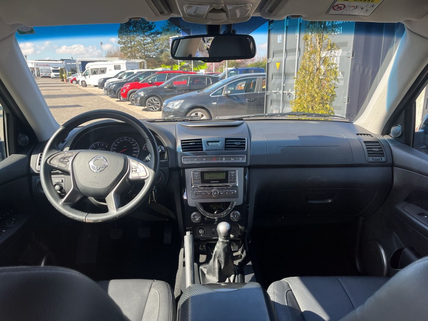 Fahrzeugabbildung Ssangyong REXTON e-XDi W Sapphire 2.2 4WD Klimaautom 7-Sit