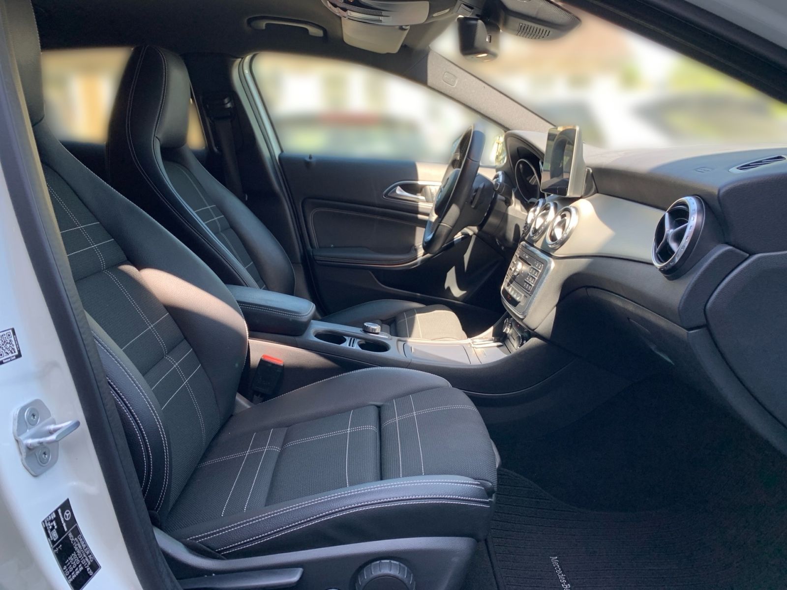 Fahrzeugabbildung Mercedes-Benz GLA 220 d 7-DCT Urban Bavi Kamera Xenon
